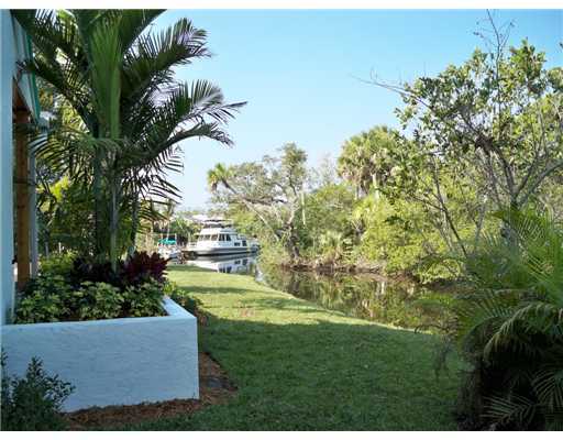 595 Southeast Salerno Road Stuart, FL 34997 - Photo 8 of 10 Additional Photo