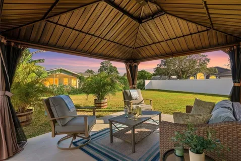 $529,000 | 500 Sanibel Court, Tarpon Springs, FL 34689