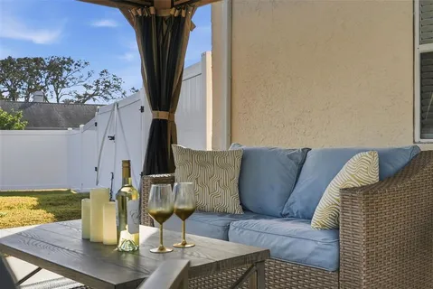 $529,000 | 500 Sanibel Court, Tarpon Springs, FL 34689