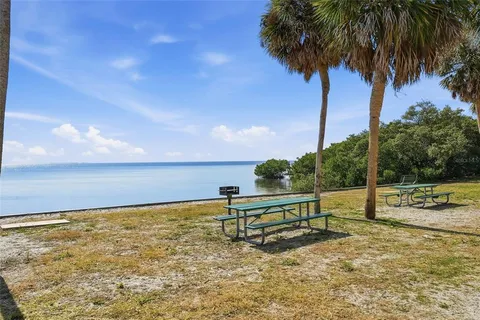 $529,000 | 500 Sanibel Court, Tarpon Springs, FL 34689
