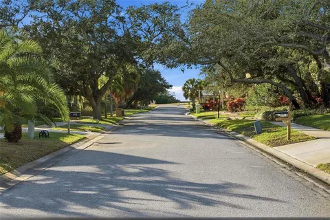 $529,000 | 500 Sanibel Court, Tarpon Springs, FL 34689