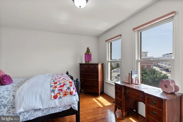 $565,000 | 1254 Harbor Island Walk, Baltimore, MD 21230