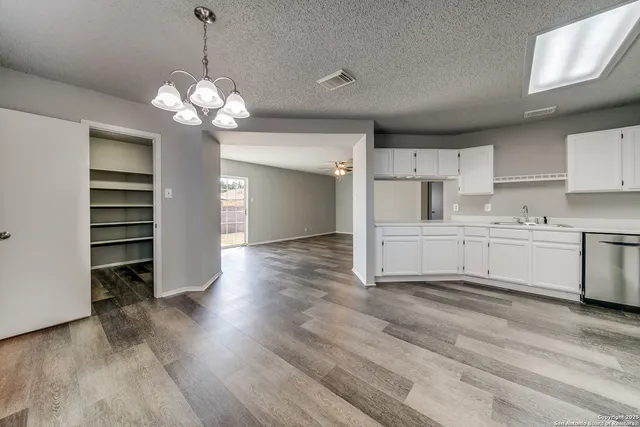 $1,750 | 8010 Chestnut Barr Drive, Converse, TX 78109