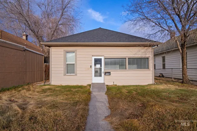 $20,000 | 332 4th Avenue West, Twin Falls, ID 83301