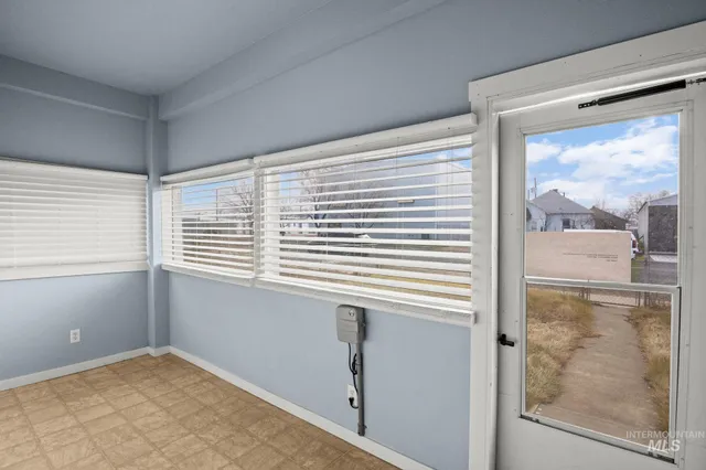 $20,000 | 332 4th Avenue West, Twin Falls, ID 83301