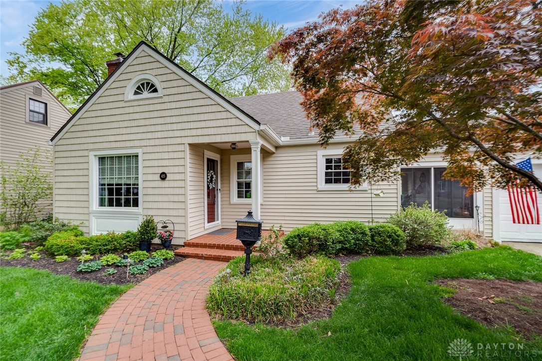 425 Brydon Road Kettering, OH 45419 - Photo 3 of 49 Gallery Image 3