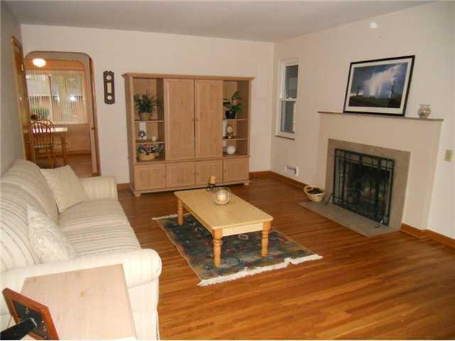 3528 Henderson Road Columbus, OH 43220 - Photo 4 of 25 Gallery Image 4