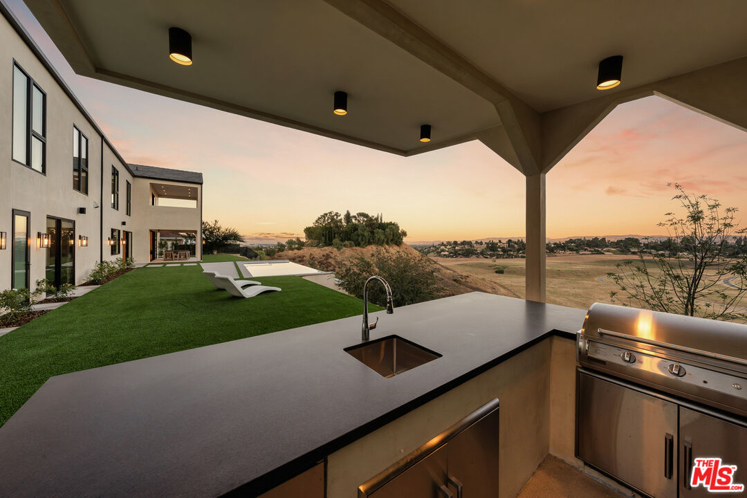 22328 South Summit Ridge Circle Chatsworth, CA 91311 - Photo 2 of 43