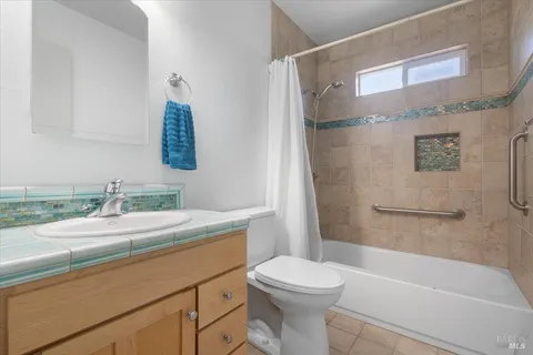 $599,000 | 564 Edith Court, Santa Rosa, CA 95401