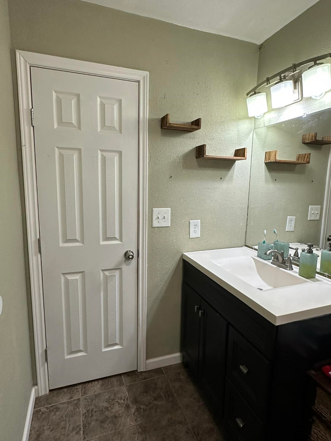 6718 Live Oak Drive Rosharon, TX 77583 - Photo 22 of 47