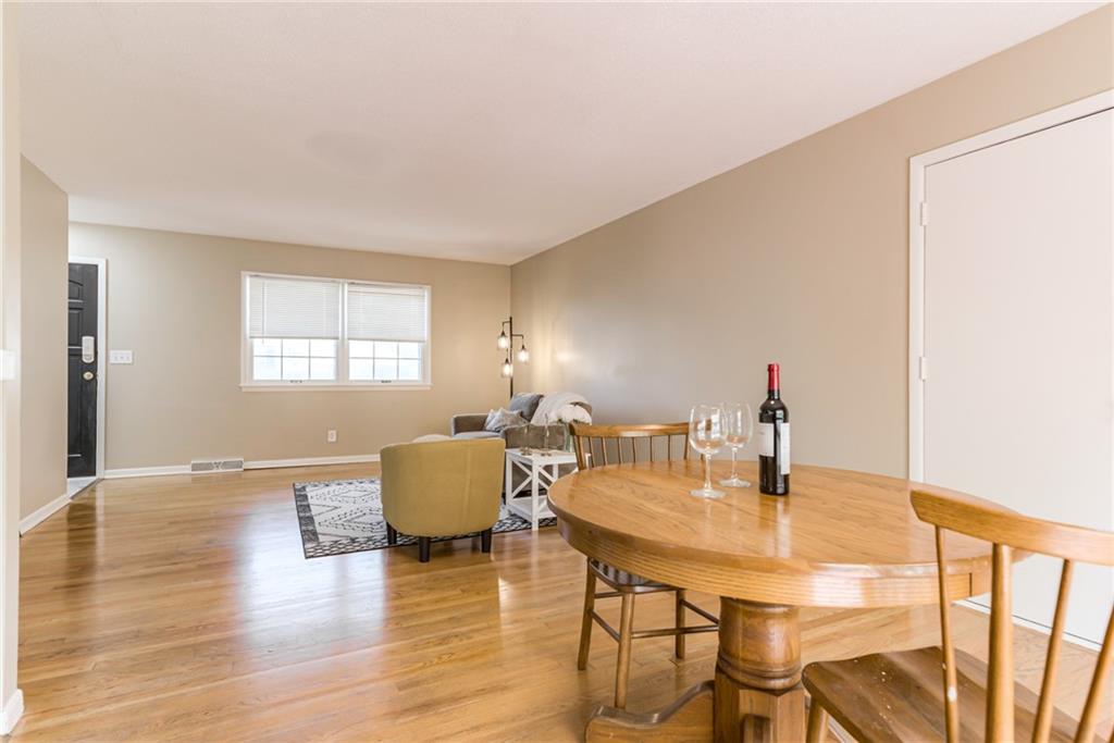 9317 Mullen Road Lenexa, KS 66215 - Photo 11 of 50