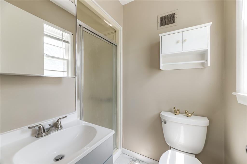 9317 Mullen Road Lenexa, KS 66215 - Photo 21 of 50