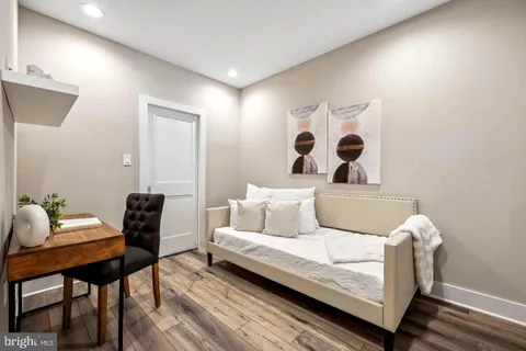 $3,950 | 1213 Holbrook Street Northeast, Unit 1, Washington, DC 20002