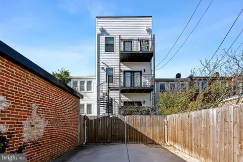 $3,950 | 1213 Holbrook Street Northeast, Unit 1, Washington, DC 20002