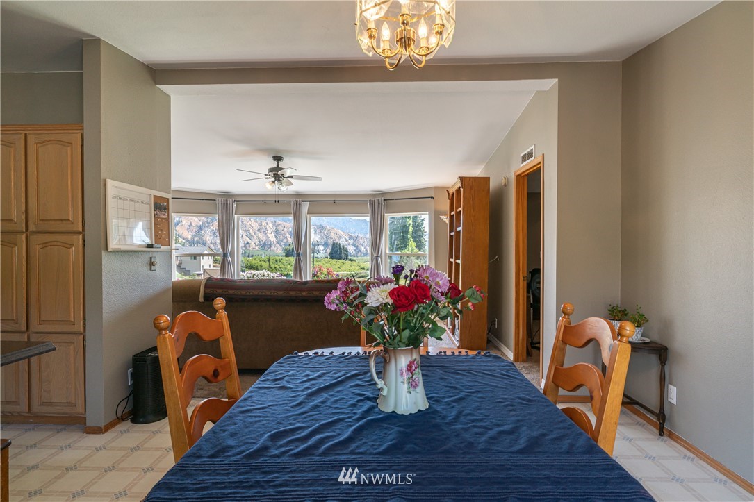 10185 Beecher Hill Road Peshastin, WA 98847 - Photo 6 of 32 Gallery Image 6
