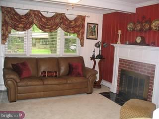 625 Gallen Road Horsham, PA 19044 - Photo 2 of 6 Gallery Image 2
