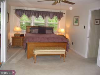 625 Gallen Road Horsham, PA 19044 - Photo 3 of 6 Gallery Image 3