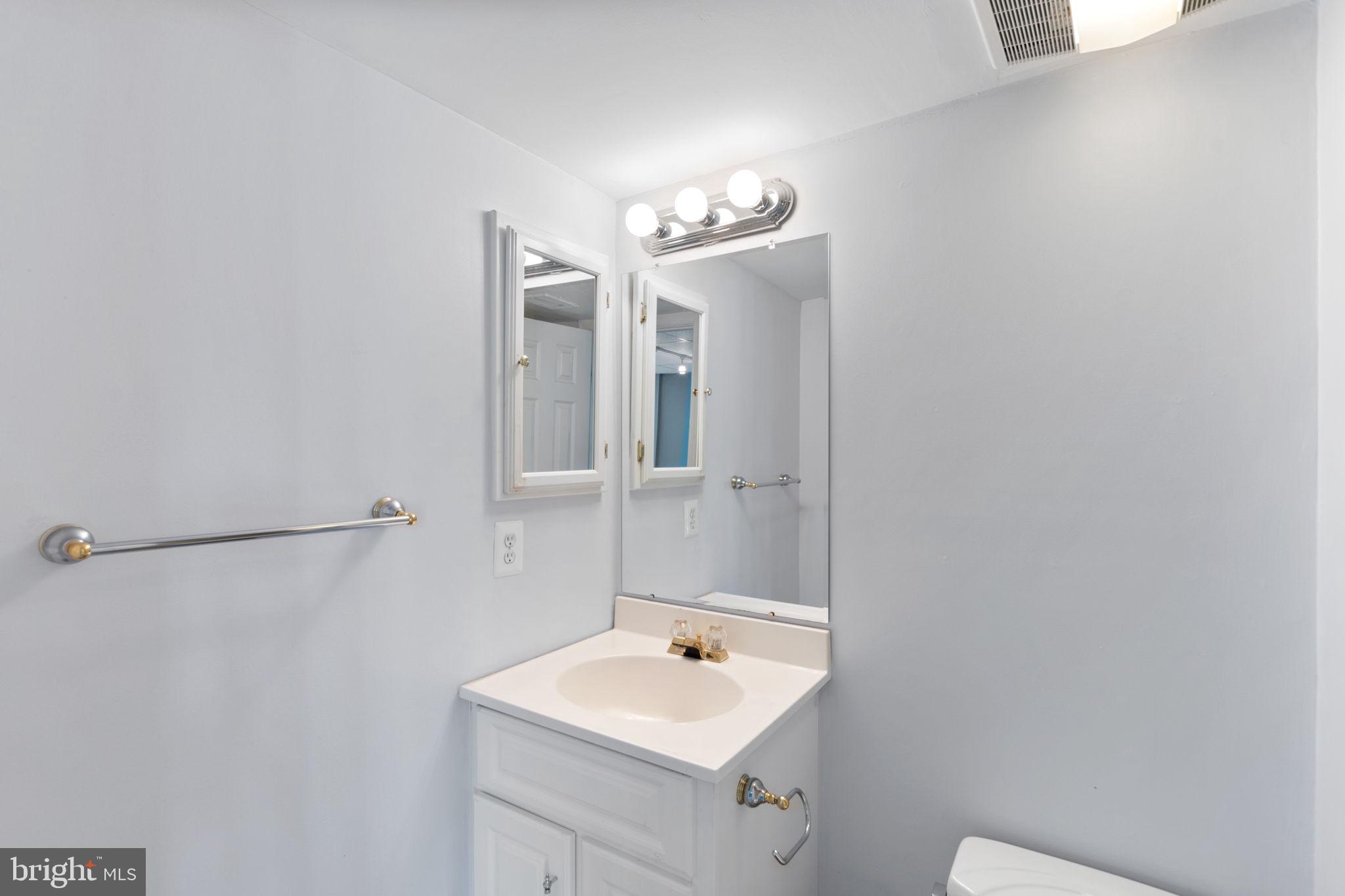 6101 Deer Ridge Trail Springfield, VA 22150 - Photo 45 of 58