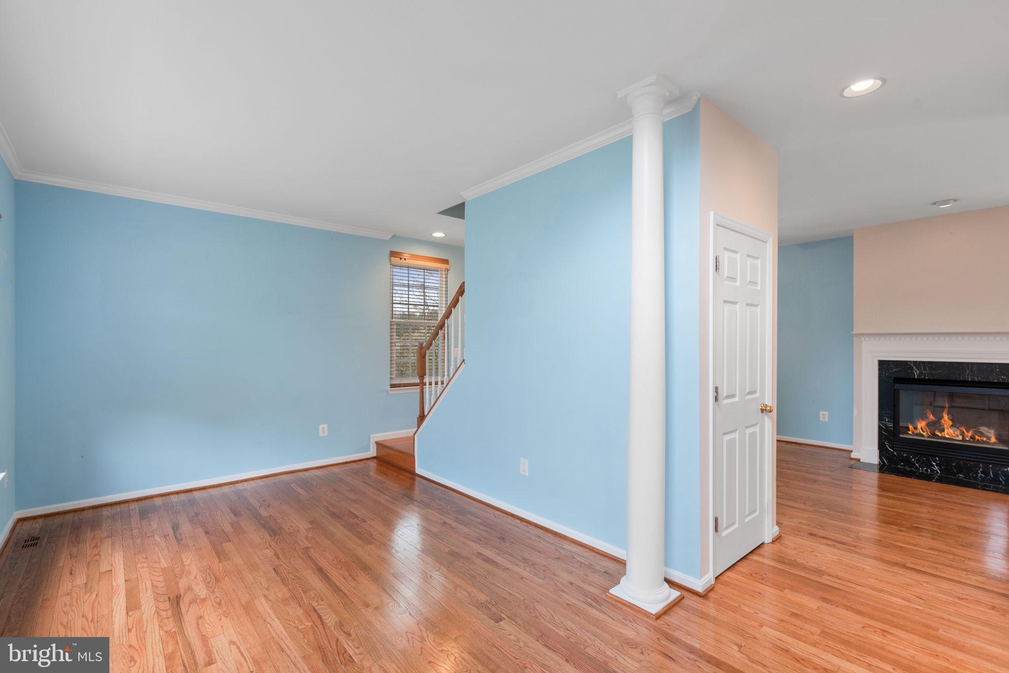 6101 Deer Ridge Trail Springfield, VA 22150 - Photo 6 of 58