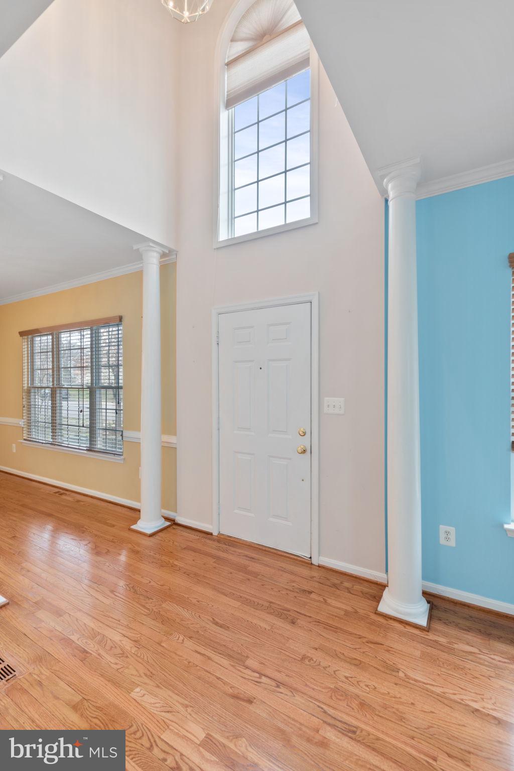 6101 Deer Ridge Trail Springfield, VA 22150 - Photo 8 of 58