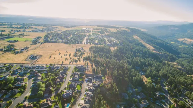 $98,999 | 1525 Carl J Lane, Spokane, WA 99218