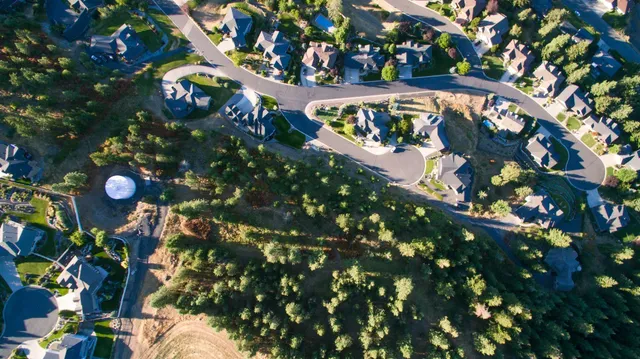 $98,999 | 1525 Carl J Lane, Spokane, WA 99218