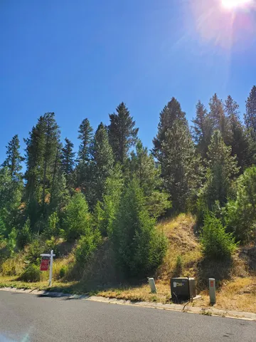 $98,999 | 1525 Carl J Lane, Spokane, WA 99218