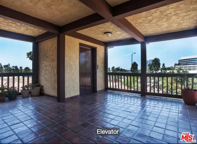 $579,500 | 5950 Buckingham Parkway, Unit 603, Culver City, CA 90230