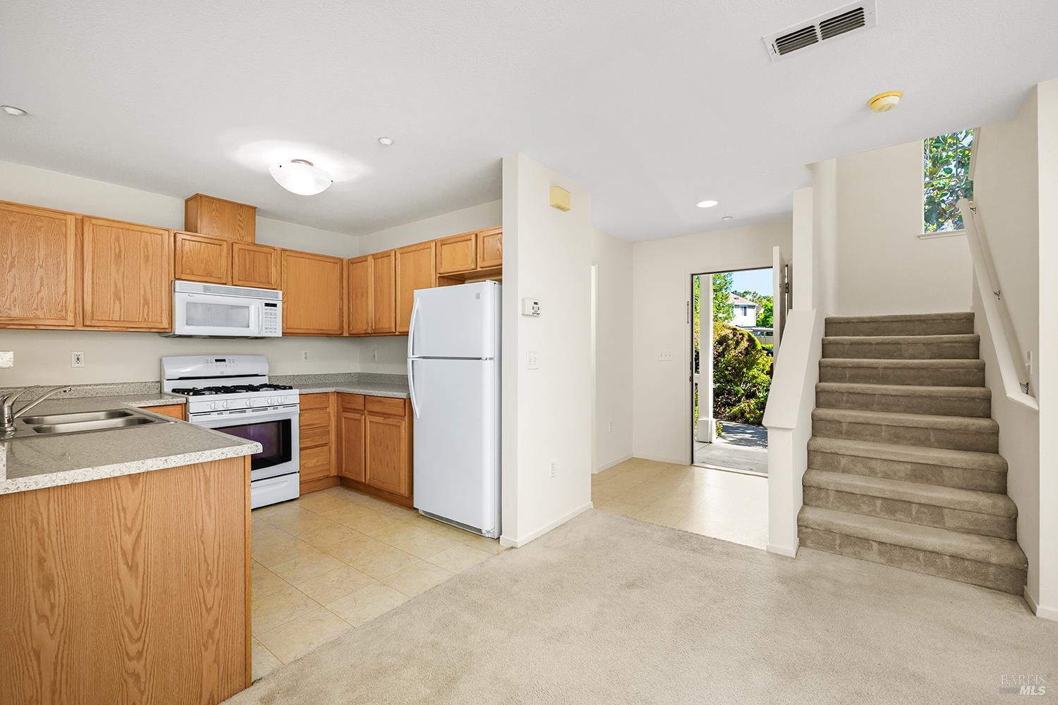 26 Mather Court Novato, CA 94949 - Photo 9 of 32