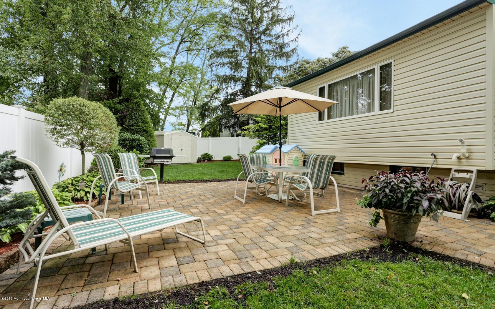 7 Rustic Lane Matawan, NJ 07747 - Photo 27 of 29 Patio