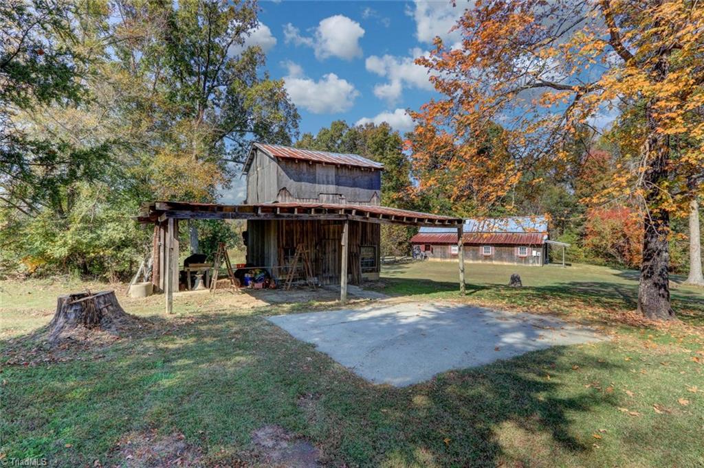 4752 Scythe Road Julian, NC 27283 - Photo 26 of 28 TOBACCO BARN