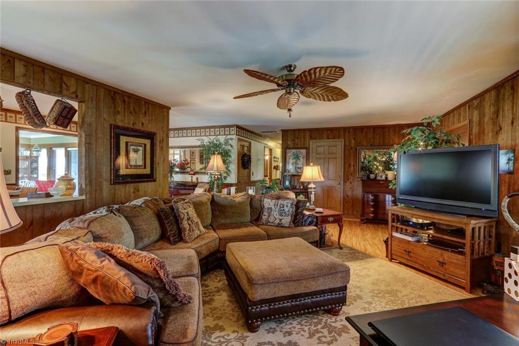 4752 Scythe Road Julian, NC 27283 - Photo 8 of 28 LIVING ROOM