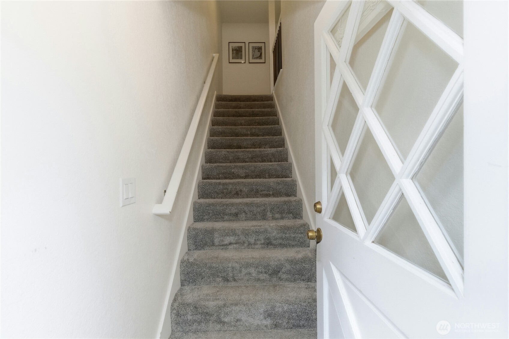 7909 218th Street Southwest, Unit 6 Edmonds, WA 98026 - Photo 23 of 27 a view of entryway
