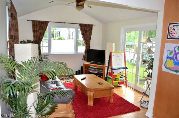 $4,800 | 1 Willow Street, Chatham, NJ 07928