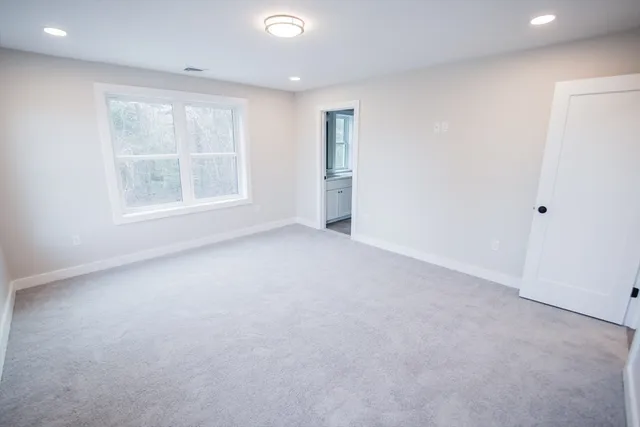 $3,900 | 174 Wareham Road, Marion, MA 02738