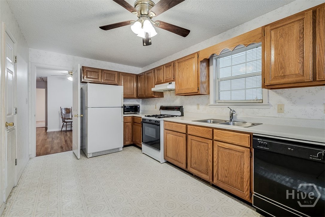 205 West 9th Street Rincon, GA 31326 - Photo 11 of 31