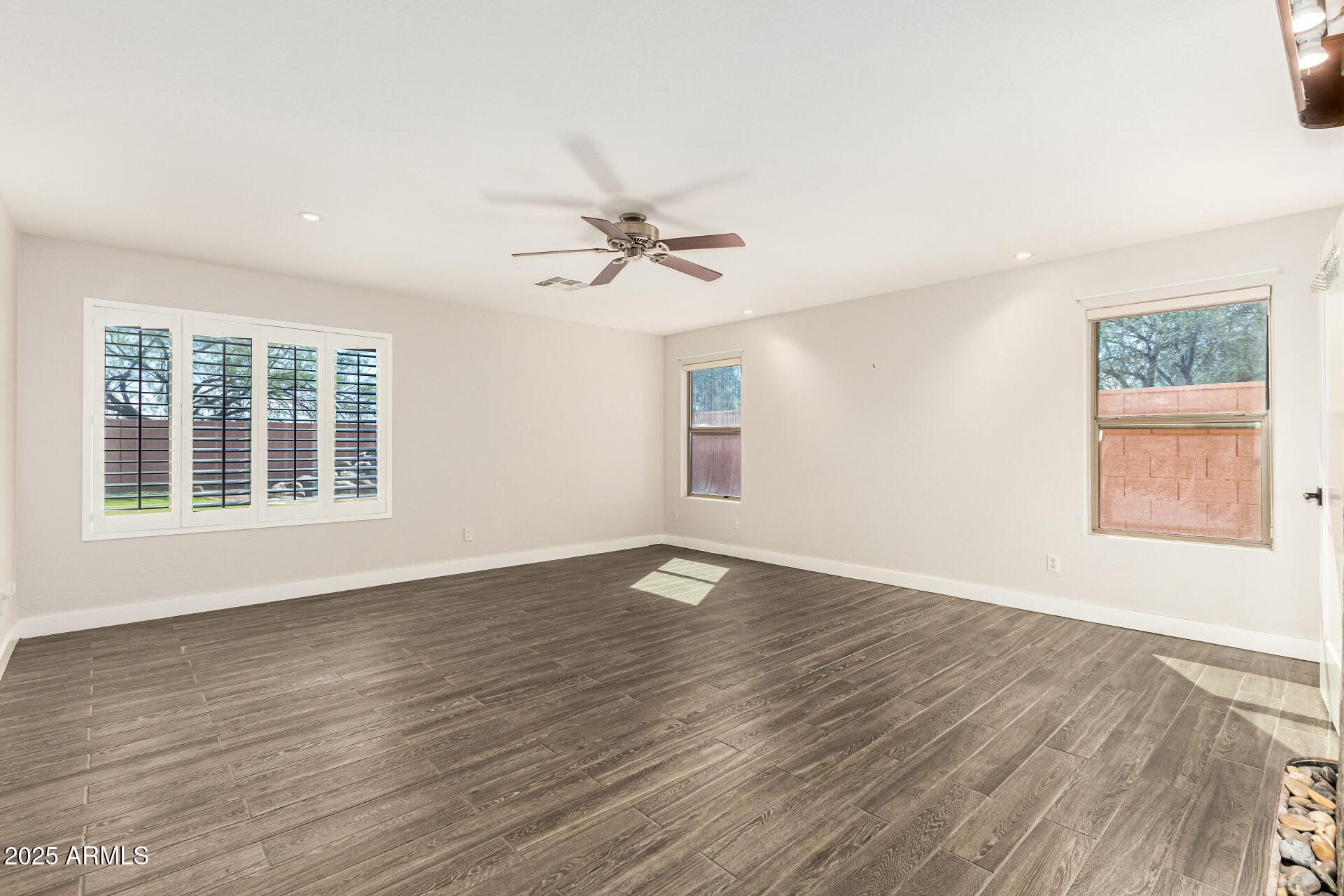 2425 West Florentine Road Phoenix, AZ 85086 - Photo 18 of 55 Primary Bedroom (downstairs)