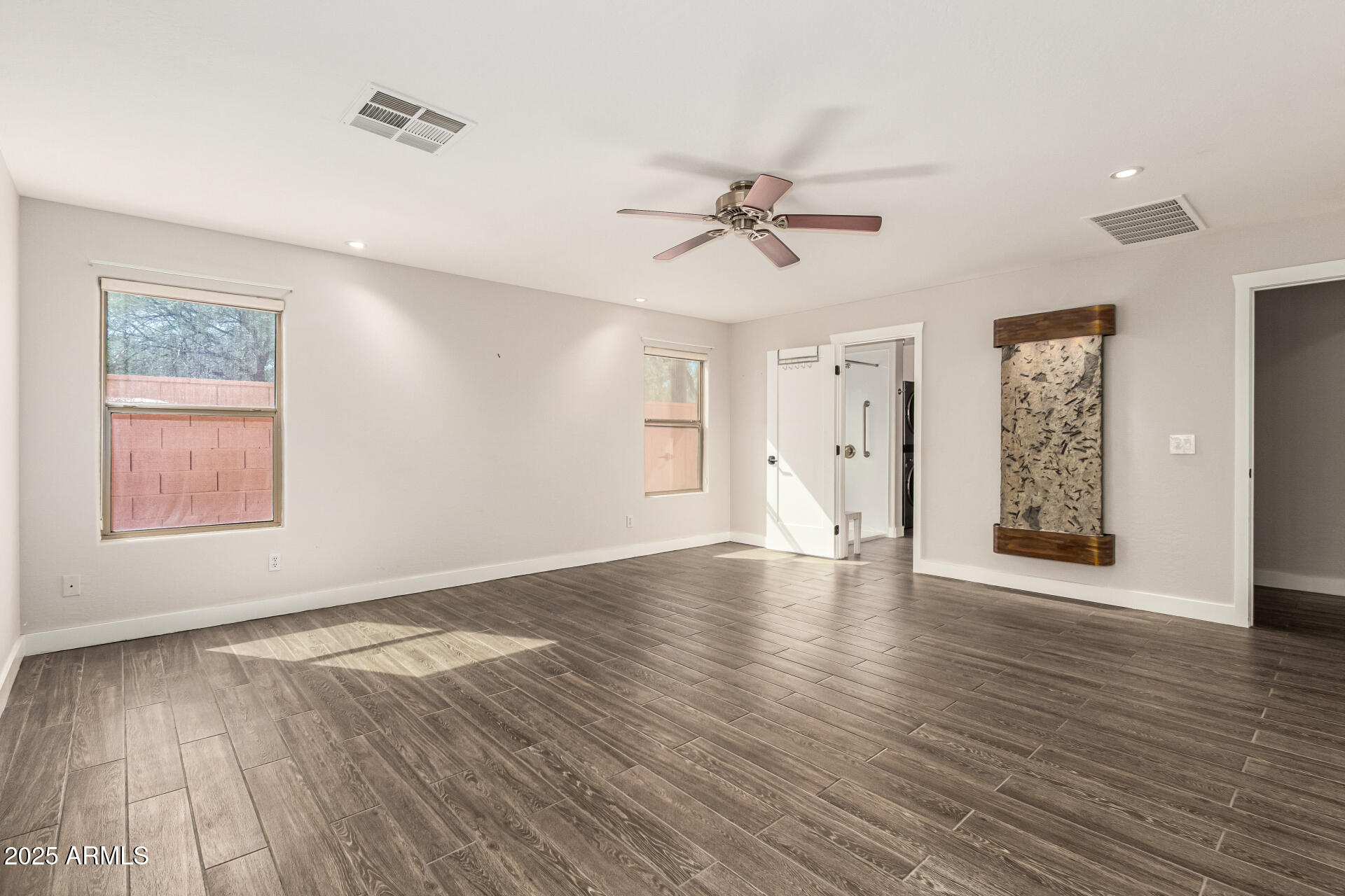 2425 West Florentine Road Phoenix, AZ 85086 - Photo 20 of 55 Primary Bedroom (downstairs)