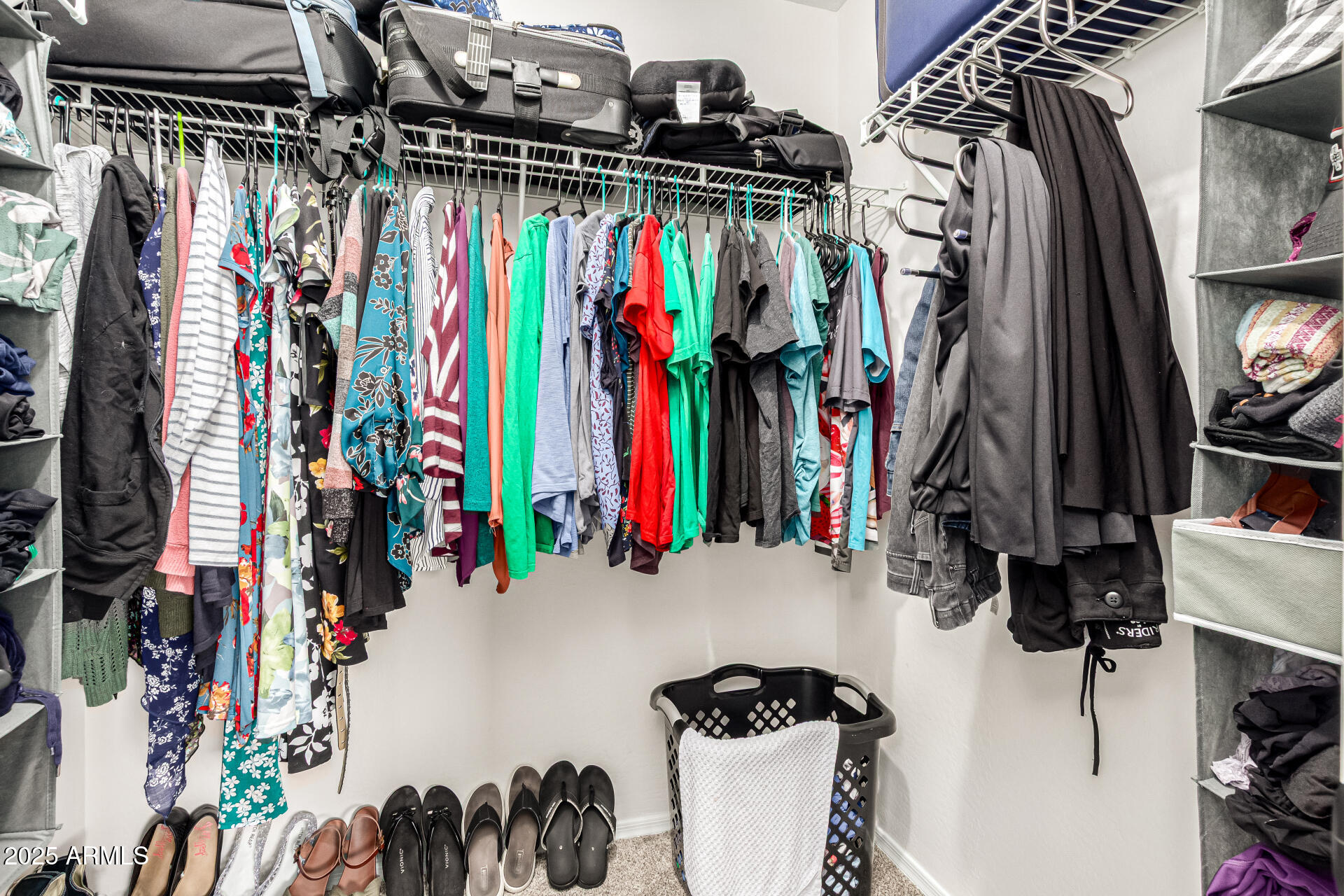 2425 West Florentine Road Phoenix, AZ 85086 - Photo 30 of 55 Bedroom 3 walk in closet