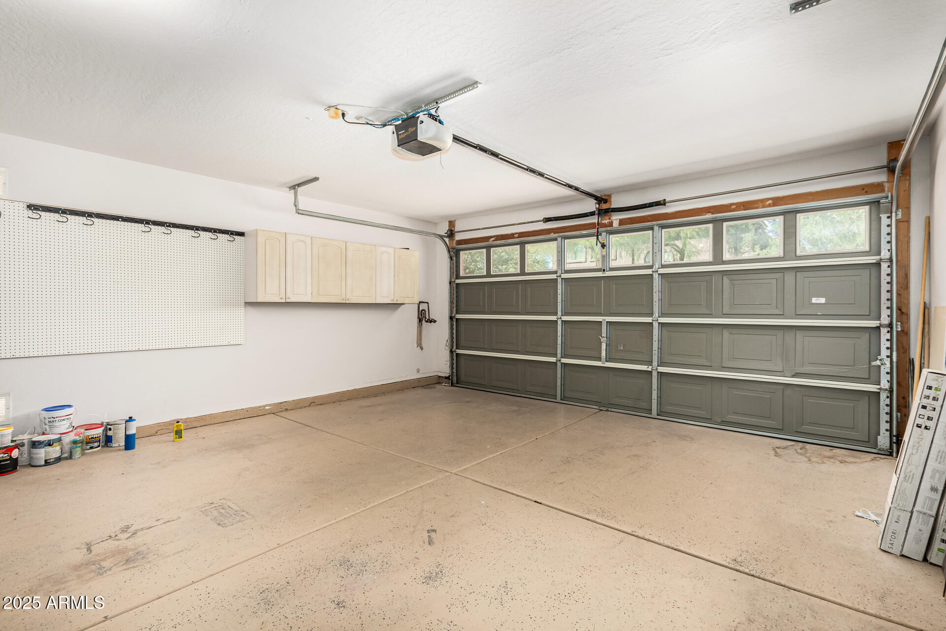 2425 West Florentine Road Phoenix, AZ 85086 - Photo 47 of 55 Garage