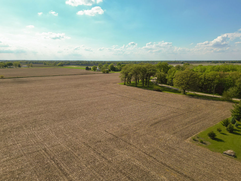 Lot 6 McArdle Road Mazon, IL 60444 - Photo 1 of 11 a view of an ocean beach