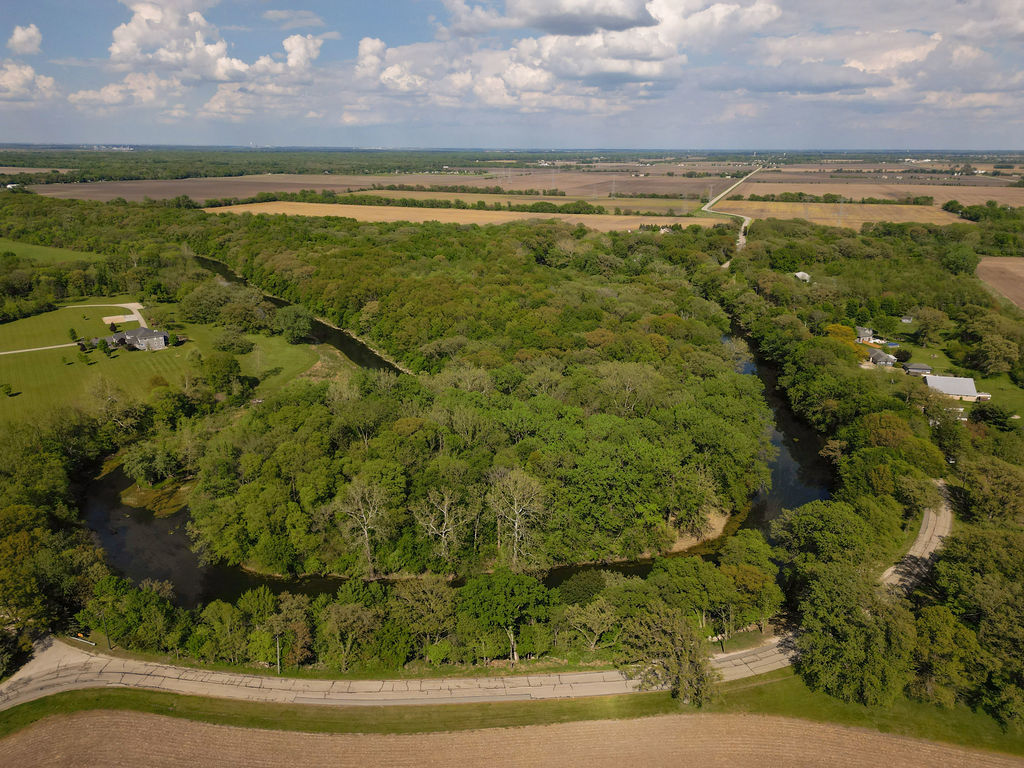 Lot 6 McArdle Road Mazon, IL 60444 - Photo 6 of 11 a view of an ocean and a houses