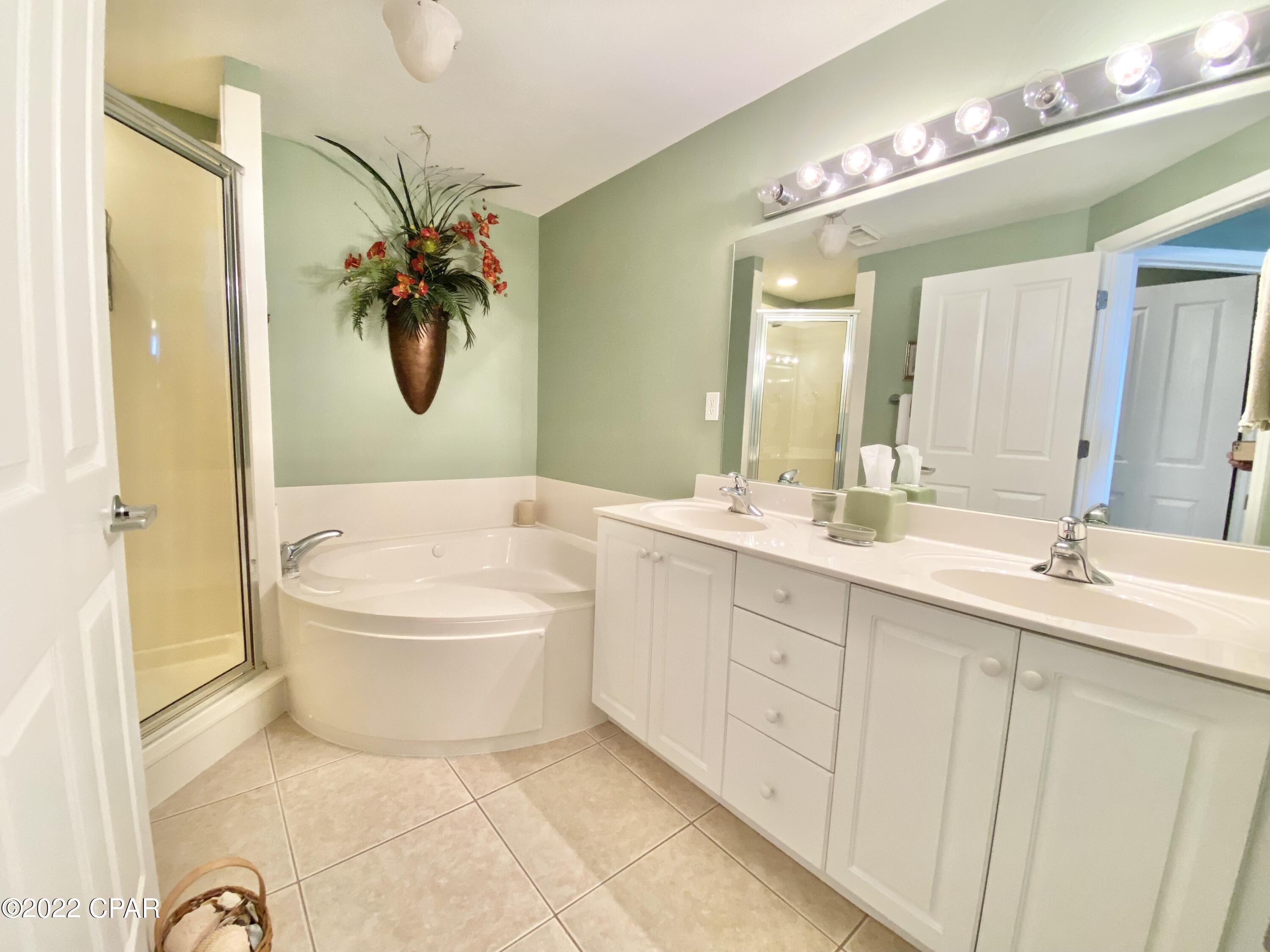 17757 Front Beach Road, Unit 1609 Panama City Beach, FL 32413 - Photo 14 of 33 Gallery Image 14
