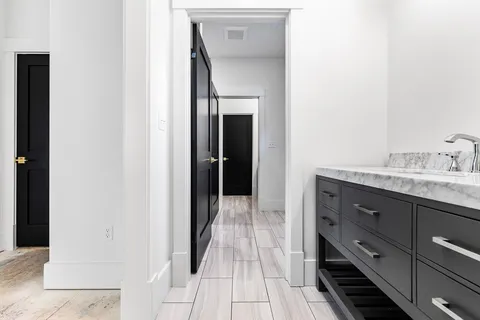 $2,549,999 | 5 Swan Vw Cmn Drive, Northborough, MA 01532