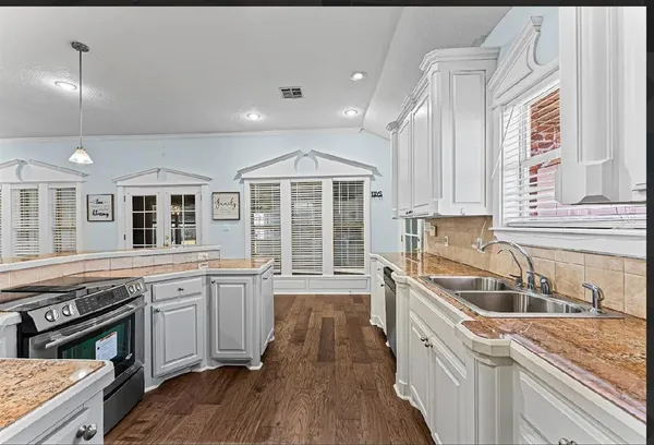 $388,475 | 5738 Larch Street, Lake Charles, LA 70605