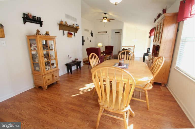 1459 Sussex Road Baltimore, MD 21221 - Photo 11 of 30 Kitchen