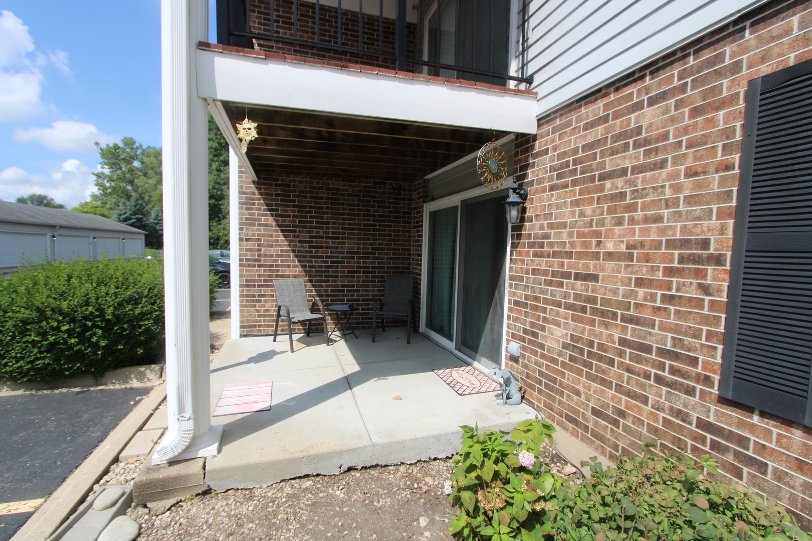929 Golf Course Road, Unit 4 Crystal Lake, IL 60014 - Photo 3 of 16