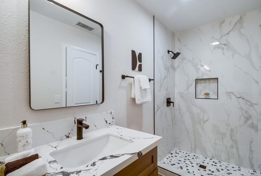 12877 Carriage Road Poway, CA 92064 - Photo 23 of 43