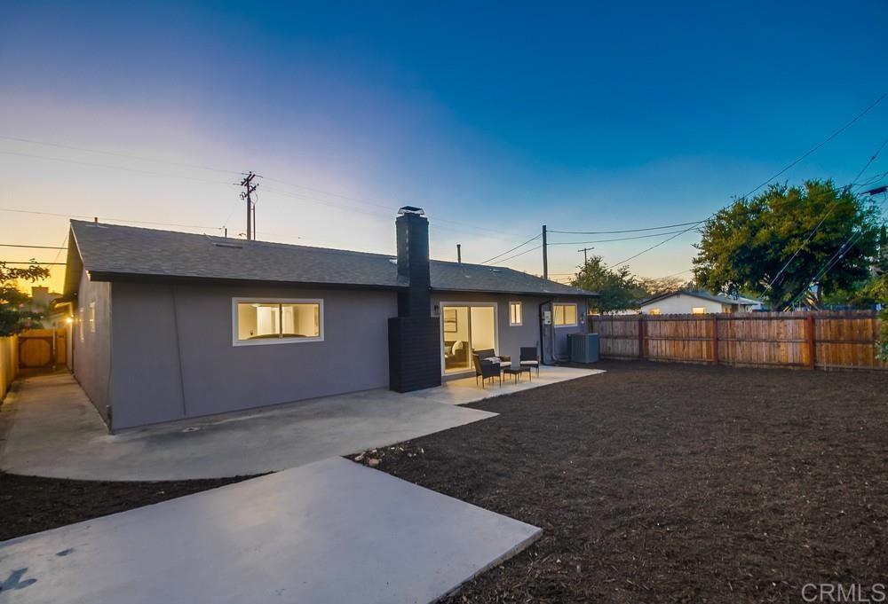 12877 Carriage Road Poway, CA 92064 - Photo 40 of 43