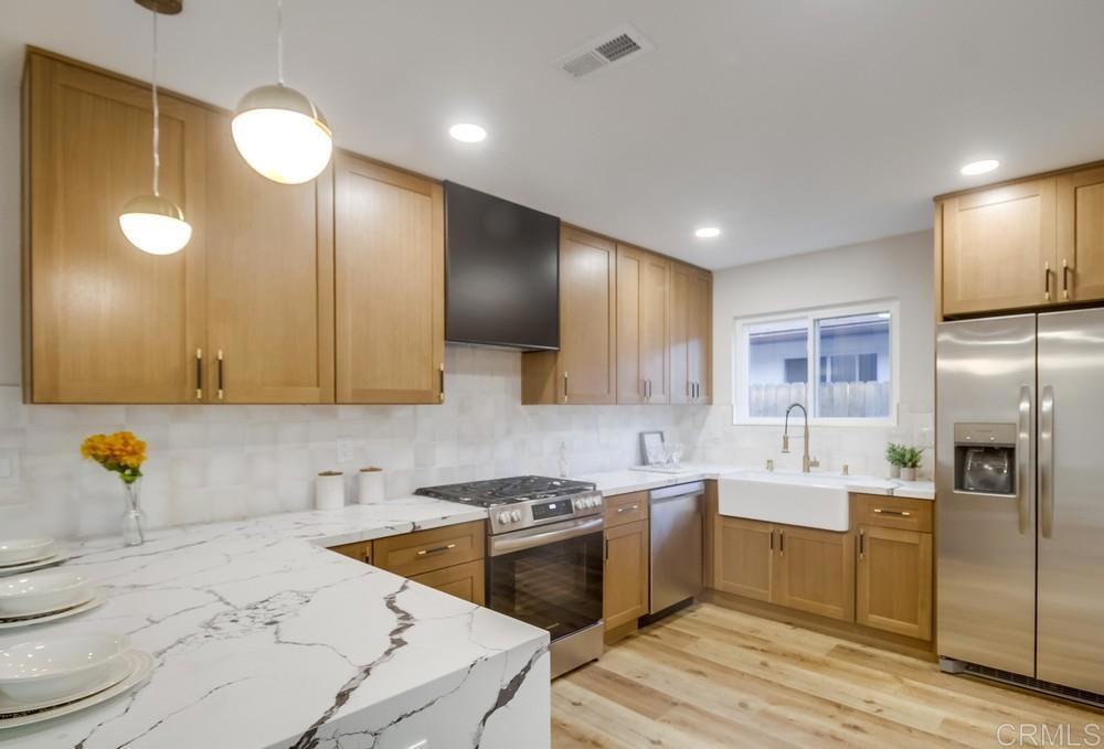 12877 Carriage Road Poway, CA 92064 - Photo 4 of 43